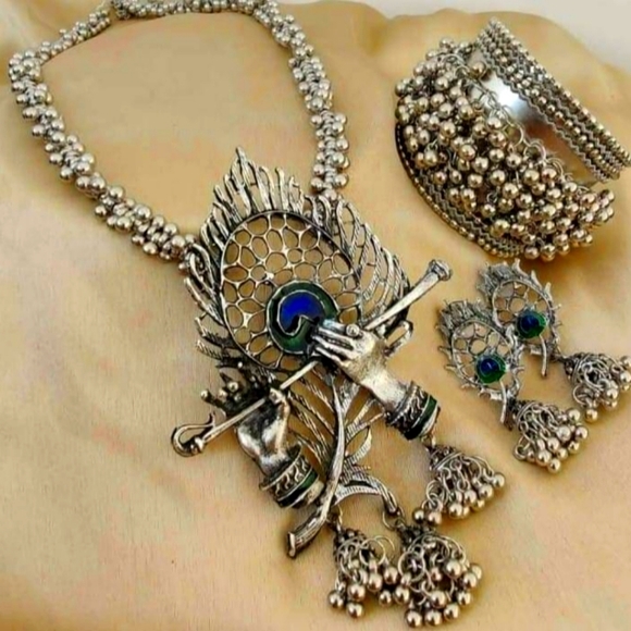 Necklace with earrings - Picture 1 of 1